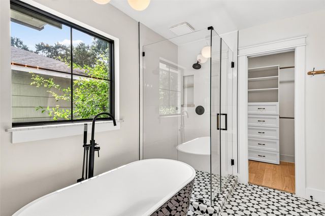 5439 Kinglet Street, Houston, TX 77096