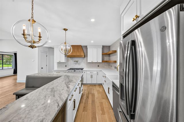 5439 Kinglet Street, Houston, TX 77096