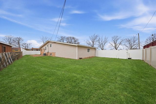 10725 S Rutherford Avenue, Worth, IL 60482