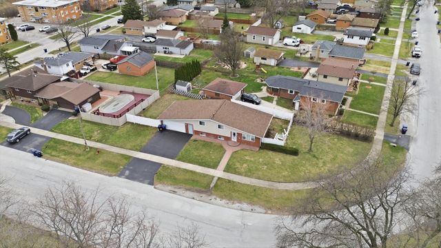 10725 S Rutherford Avenue, Worth, IL 60482