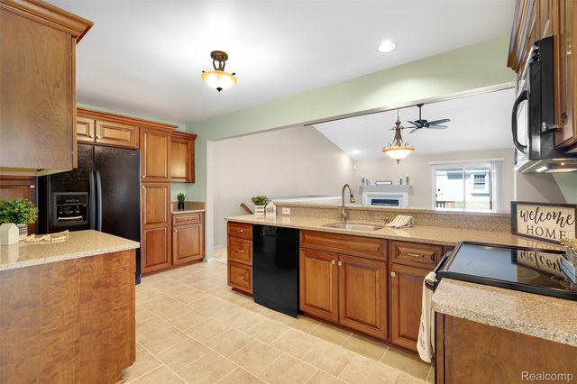 7348 Green Meadow Lane 9, Canton Charter Township, MI 48187
