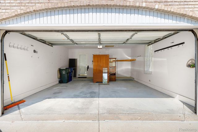 7348 Green Meadow Lane 9, Canton Charter Township, MI 48187
