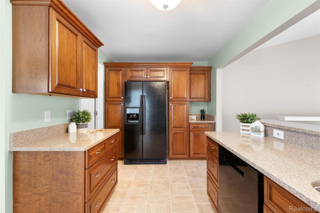 7348 Green Meadow Lane 9, Canton Charter Township, MI 48187