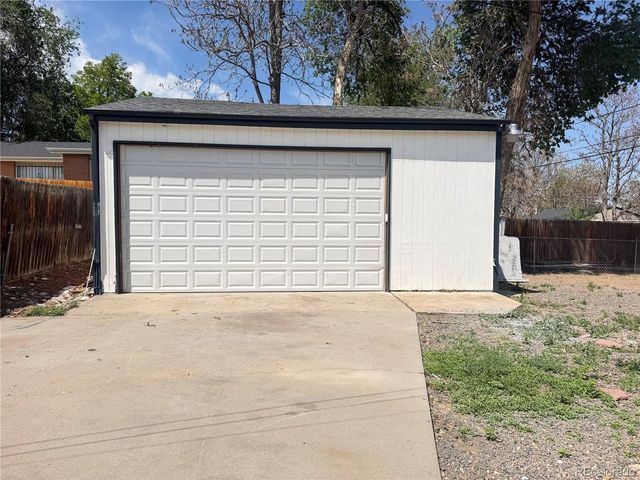 3837 W Bayaud Ave, Denver, CO 80219