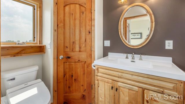 3143 D Road, Bark River, MI 49807