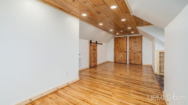 3143 D Road, Bark River, MI 49807