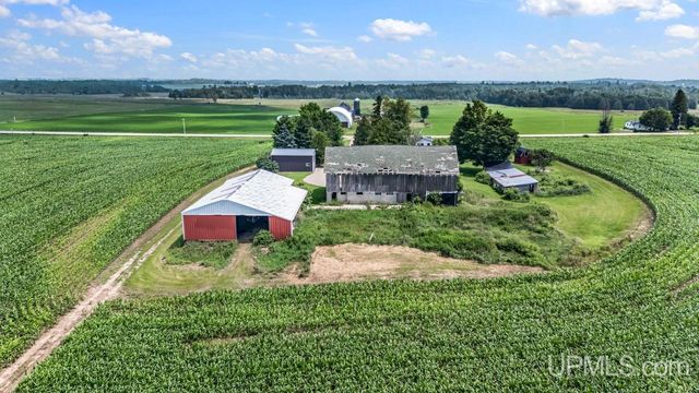 3143 D Road, Bark River, MI 49807