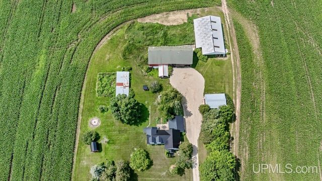 3143 D Road, Bark River, MI 49807