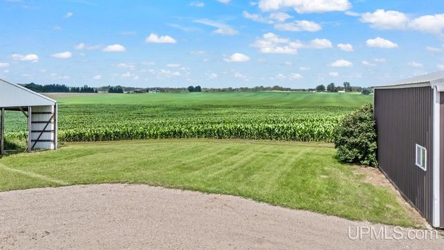 3143 D Road, Bark River, MI 49807