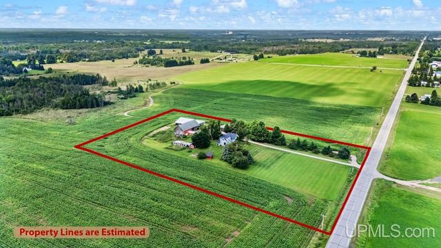 3143 D Road, Bark River, MI 49807