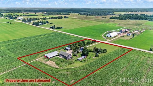 3143 D Road, Bark River, MI 49807