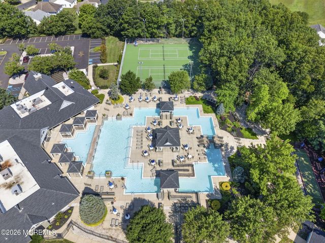 5 Eaton Court, Jackson, NJ 08527