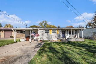 165 W Gardner Street, Sparta, MI 49345