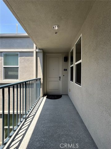 300 E 4th Street 422, Long Beach, CA 90802