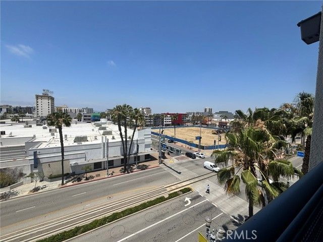 300 E 4th Street 422, Long Beach, CA 90802