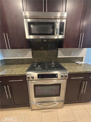 300 E 4th Street 422, Long Beach, CA 90802