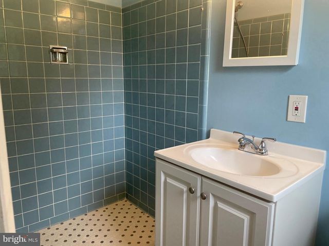 13409 DONCASTER LN, Silver Spring, MD 20904