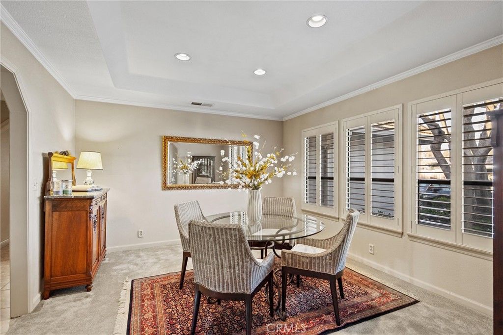 Image 7 of property listing at 529 Countryside Lane, Chico, CA 95973