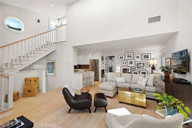 711 Marigold, Corona Del Mar, CA 92625