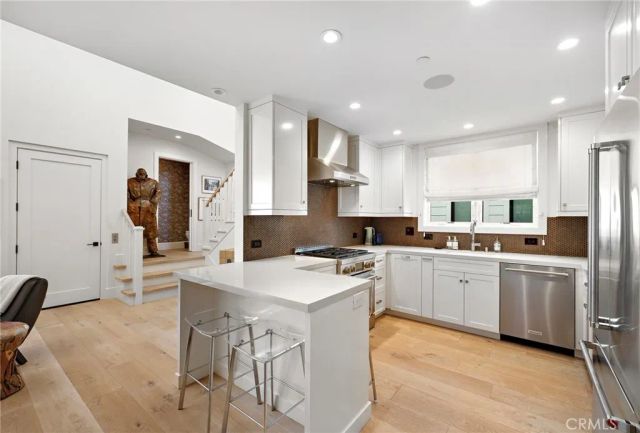 711 Marigold, Corona Del Mar, CA 92625