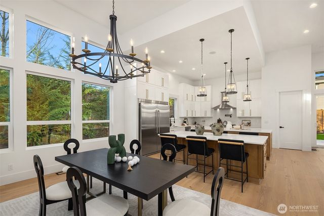 5539 116th Avenue NE, Kirkland, WA 98033