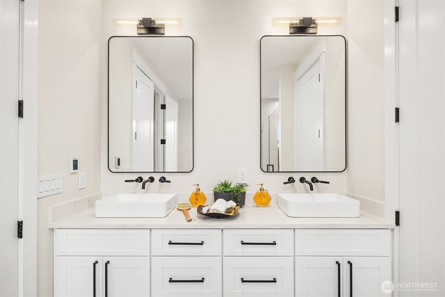 5539 116th Avenue NE, Kirkland, WA 98033