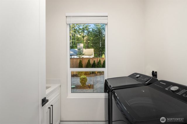 5539 116th Avenue NE, Kirkland, WA 98033