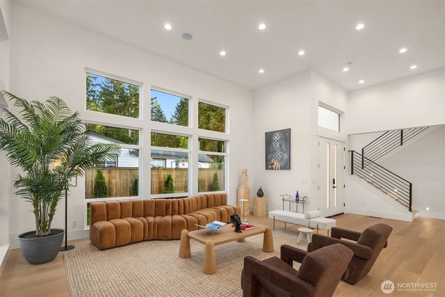 5539 116th Avenue NE, Kirkland, WA 98033