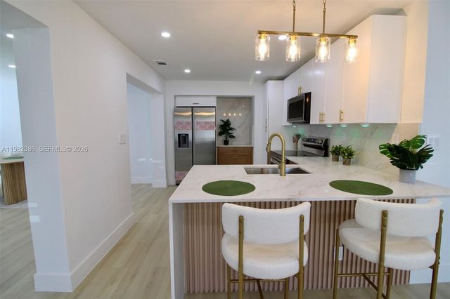 1511 NE 31st Ct, Pompano Beach, FL 33064