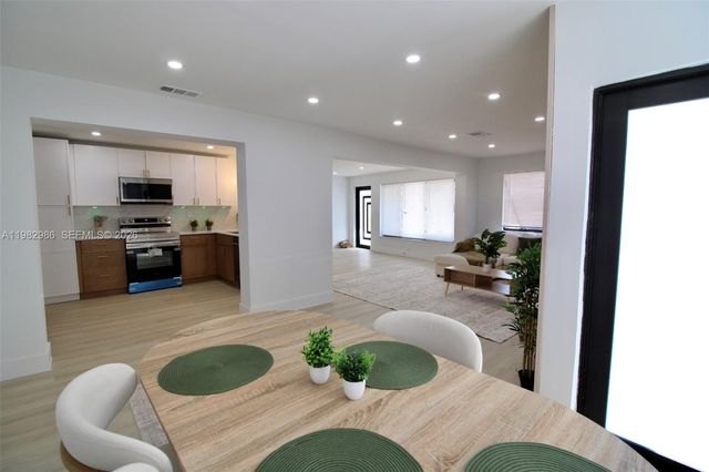 1511 NE 31st Ct, Pompano Beach, FL 33064