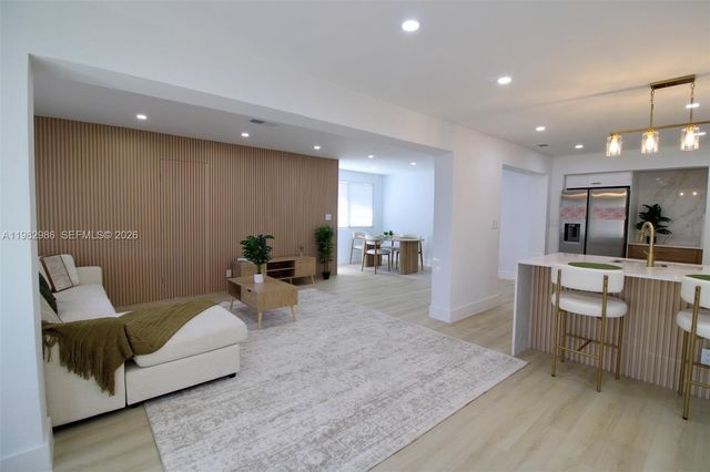 1511 NE 31st Ct, Pompano Beach, FL 33064