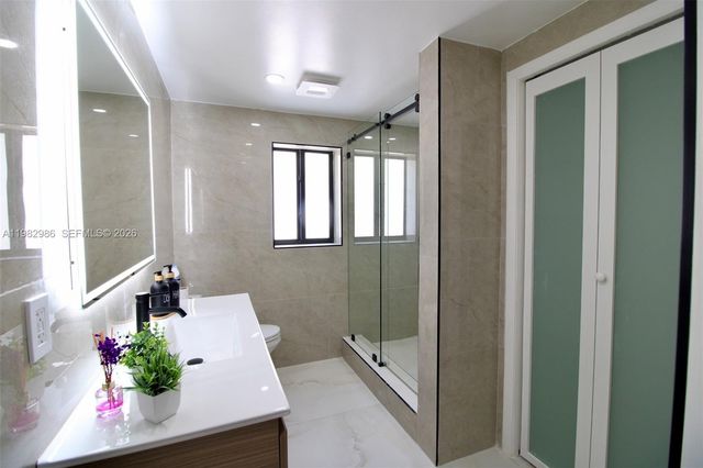 1511 NE 31st Ct, Pompano Beach, FL 33064