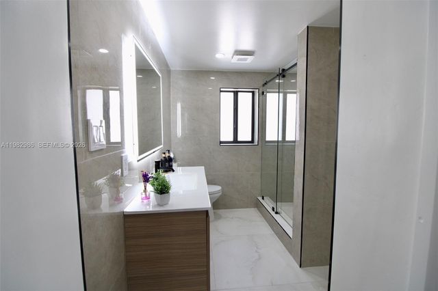 1511 NE 31st Ct, Pompano Beach, FL 33064