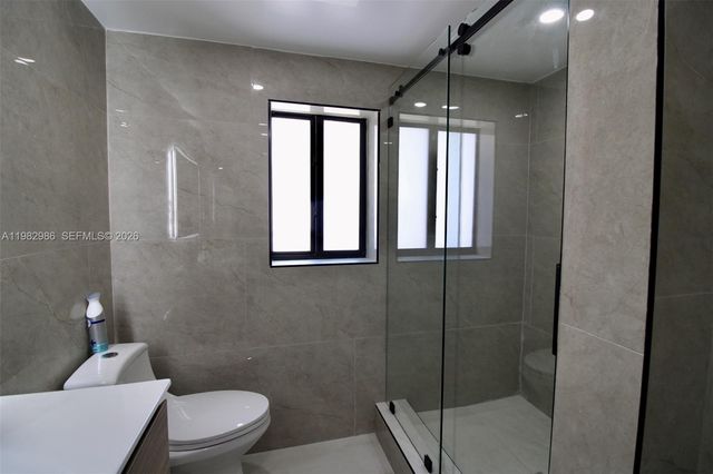 1511 NE 31st Ct, Pompano Beach, FL 33064