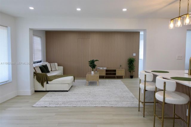 1511 NE 31st Ct, Pompano Beach, FL 33064