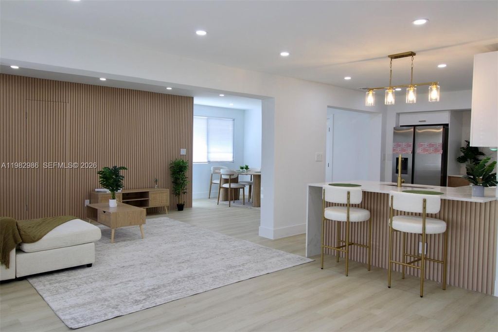 1511 NE 31st Ct, Pompano Beach, FL 33064