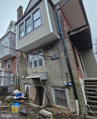 1325 W ROOSEVELT BLVD, Philadelphia, PA 19140