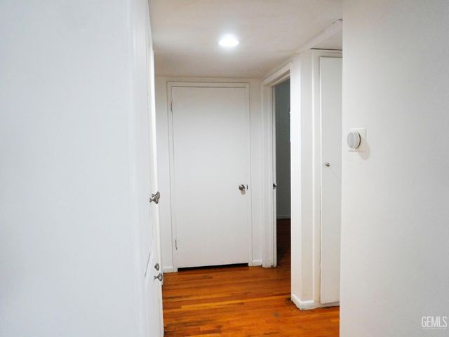 1008 Paloma Street, Bakersfield, CA 93304