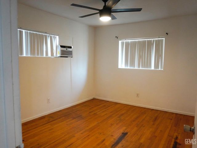 1008 Paloma Street, Bakersfield, CA 93304