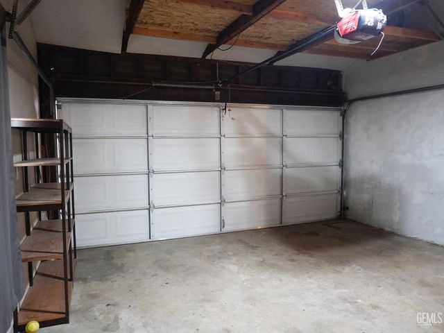 1008 Paloma Street, Bakersfield, CA 93304