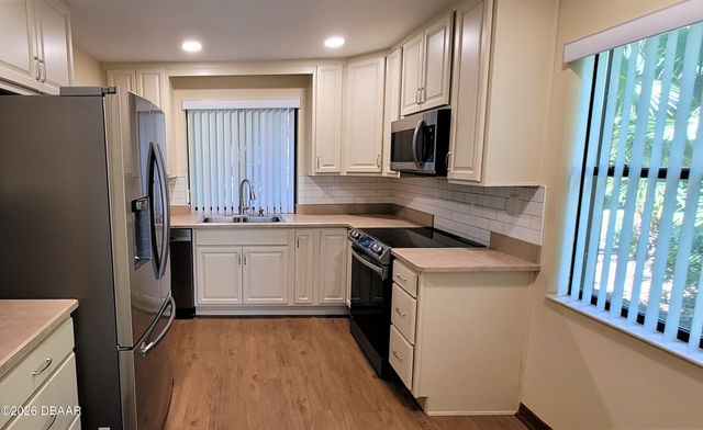 7 Stonehaven Trail, Ormond Beach, FL 32174