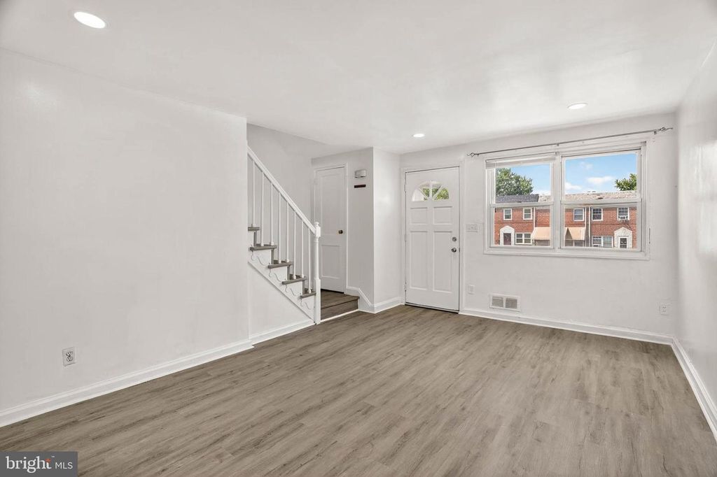 5427 CHANNING RD, Baltimore, MD 21229
