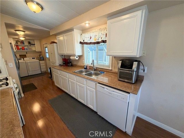 1550 Rimpau Avenue 138, Corona, CA 92881