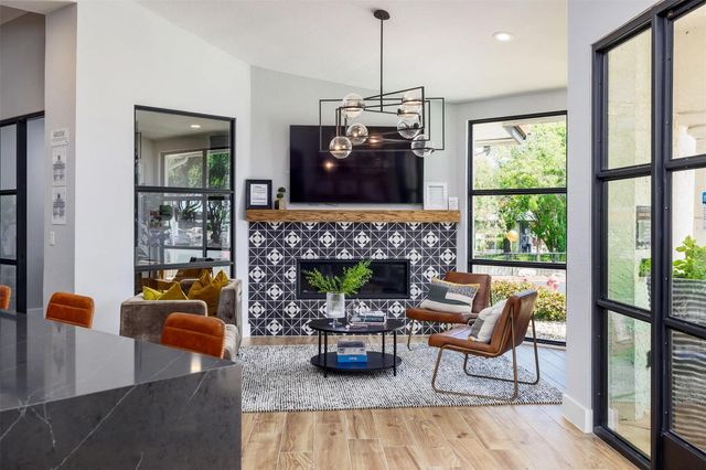 3201 Duval RD 02-0216, Austin, TX 78759