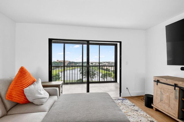 6866 Huntington Lane 602, Delray Beach, FL 33446