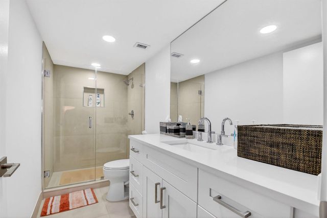 6866 Huntington Lane 602, Delray Beach, FL 33446
