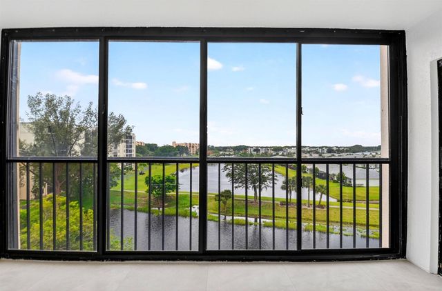 6866 Huntington Lane 602, Delray Beach, FL 33446