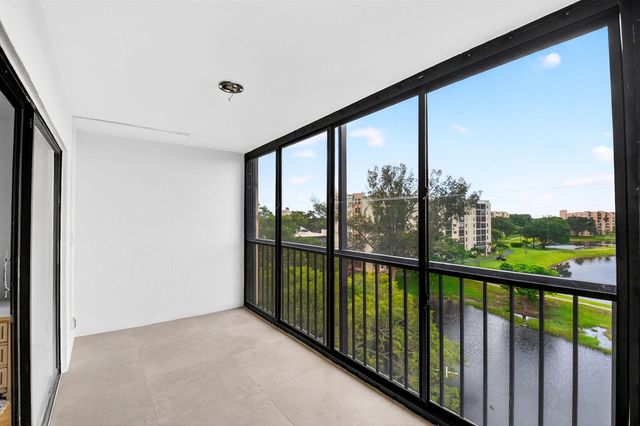 6866 Huntington Lane 602, Delray Beach, FL 33446