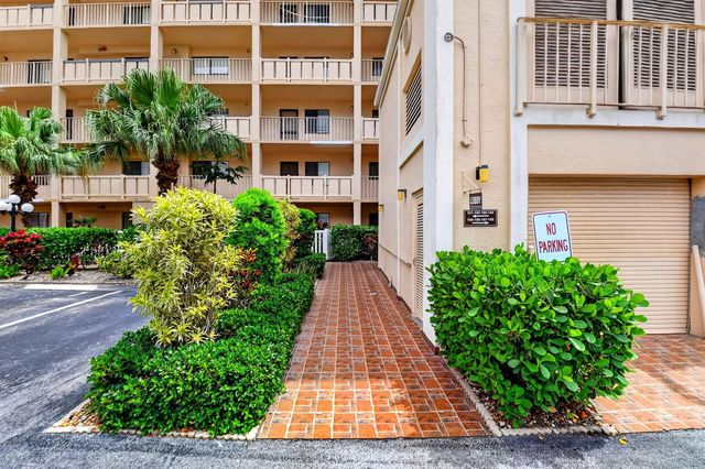 6866 Huntington Lane 602, Delray Beach, FL 33446