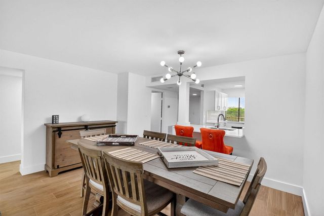 6866 Huntington Lane 602, Delray Beach, FL 33446
